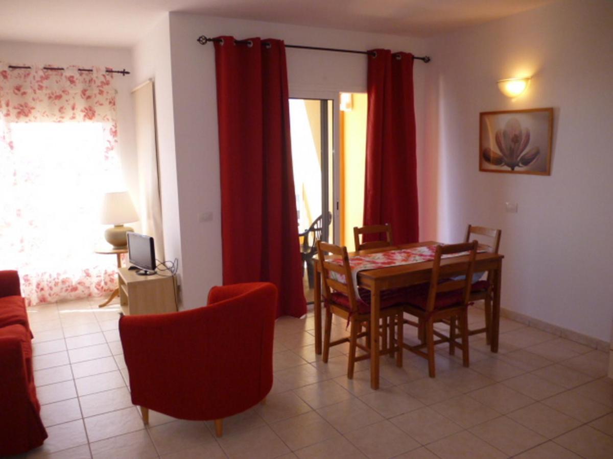 Sunset - 2 Bedroom Apartment 아데제 외부 사진