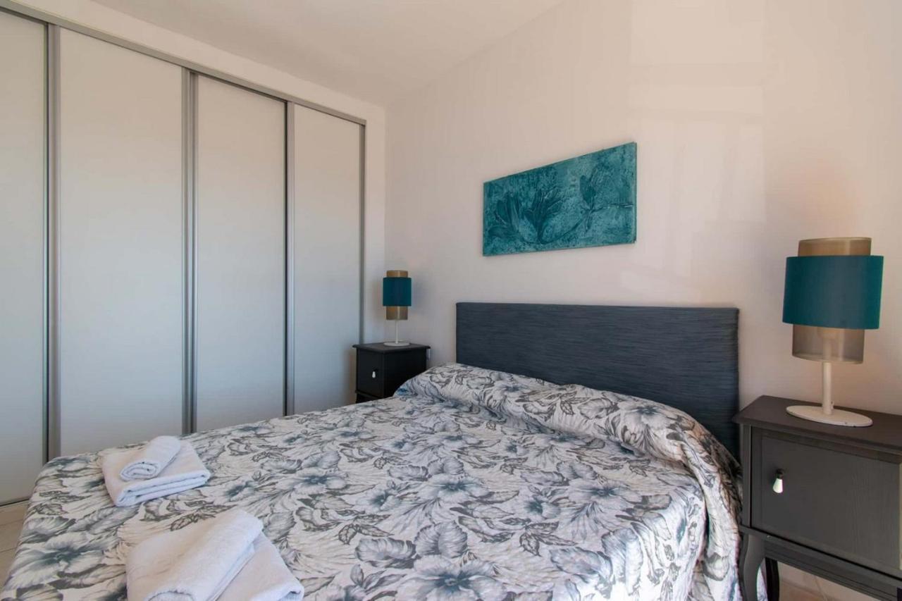 Sunset - 2 Bedroom Apartment 아데제 외부 사진