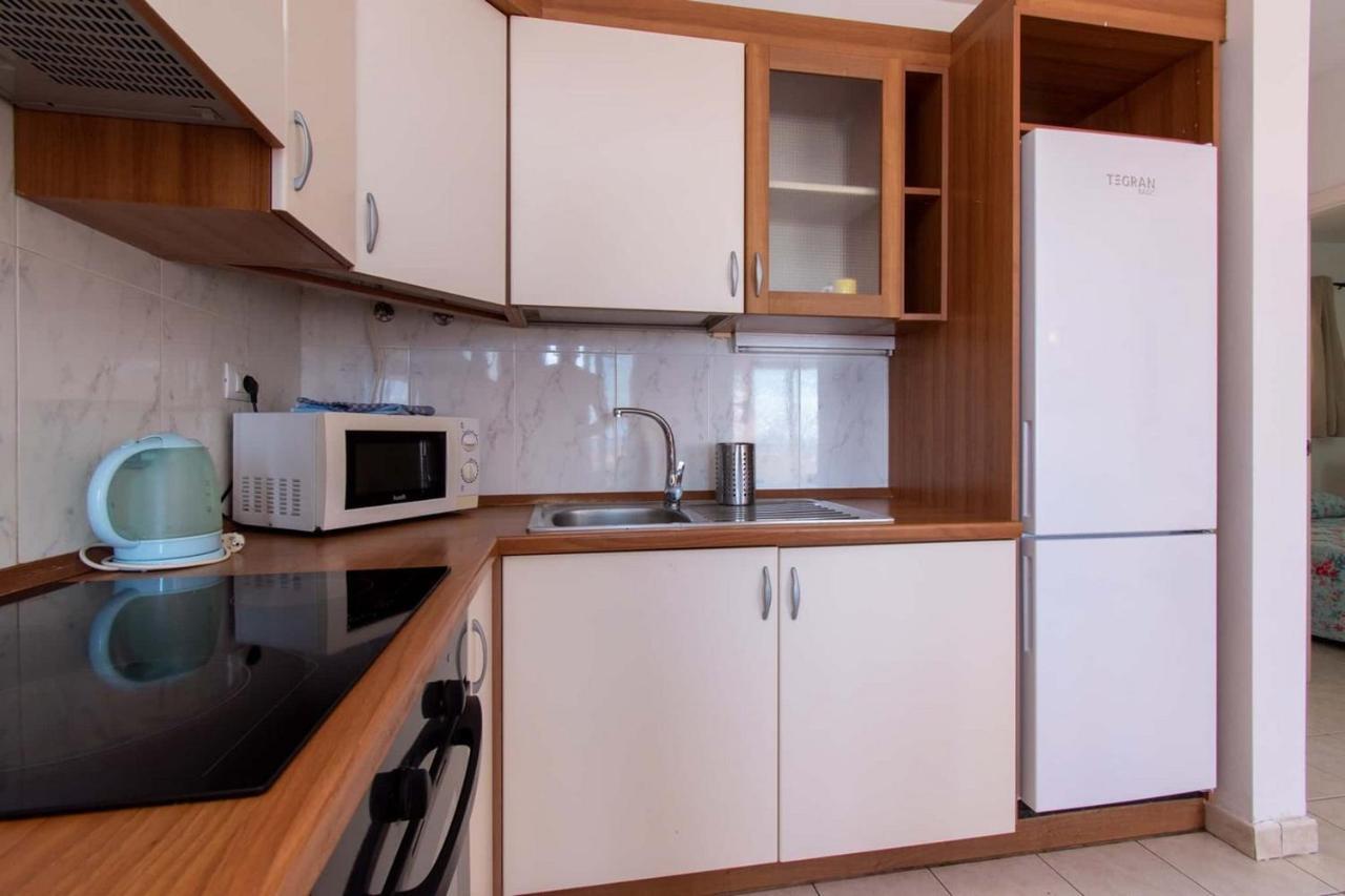 Sunset - 2 Bedroom Apartment 아데제 외부 사진