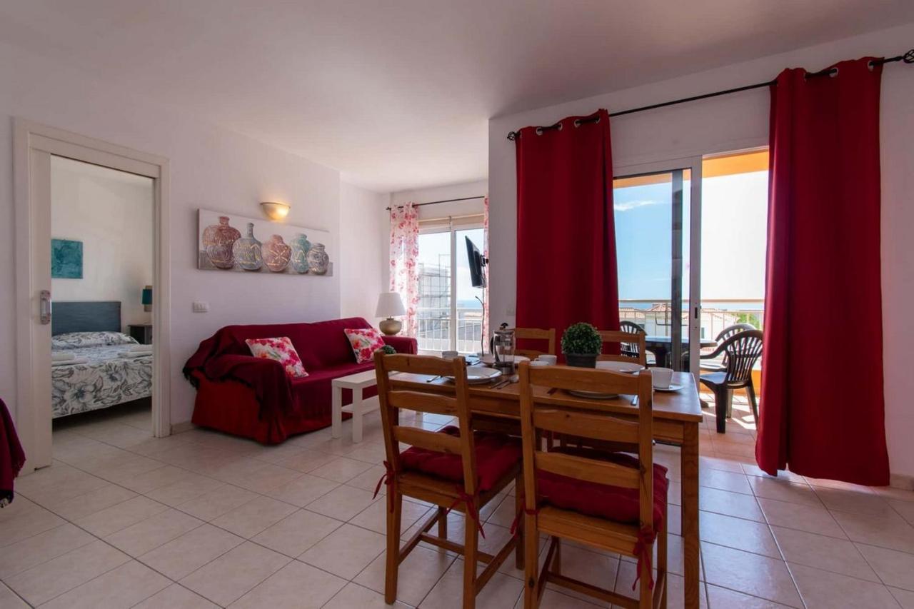 Sunset - 2 Bedroom Apartment 아데제 외부 사진