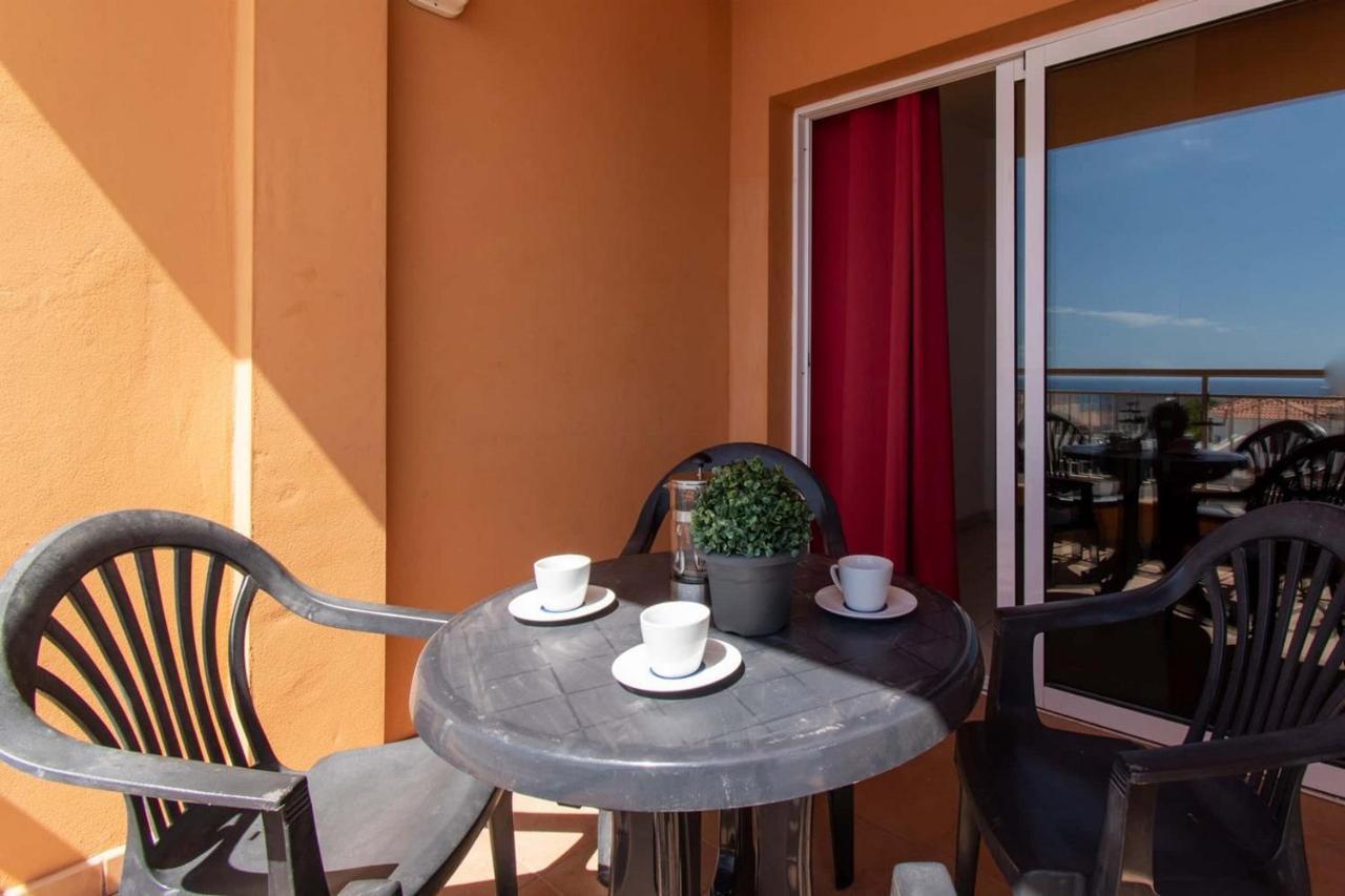Sunset - 2 Bedroom Apartment 아데제 외부 사진